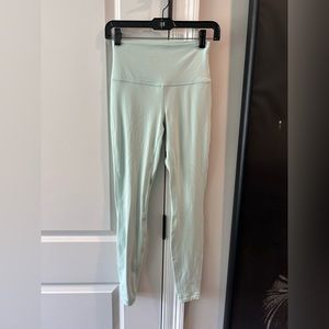 NWOT Lululemon leggings